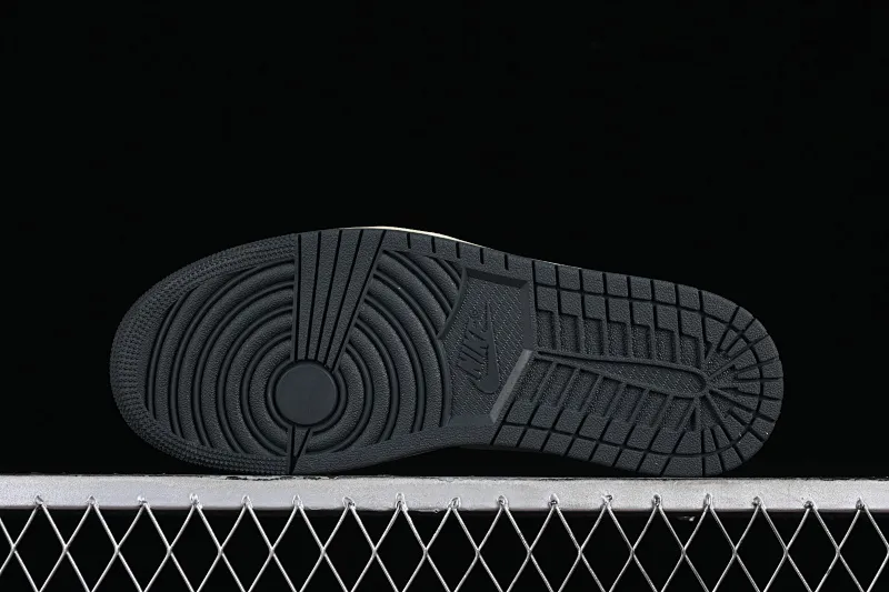 All categories Air Jordan Jordan series basketball shoes Air Jordan 1 Low G version pure original Air Jordan 1 Low AJ1 Joe 1 black and green low-bang cultural casual sneakers DC0774-001